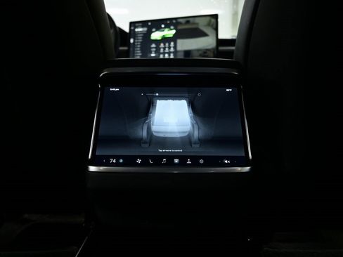 Used 2023 Tesla Model S image 17