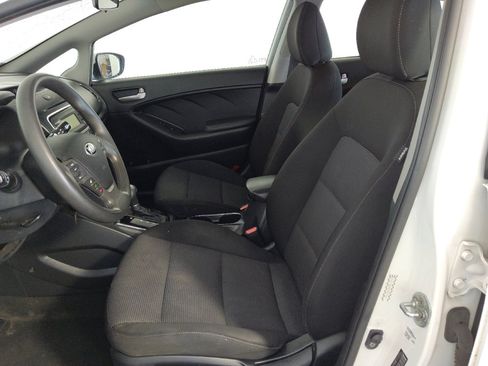 Used 2017 Kia Forte LX FWD image 17