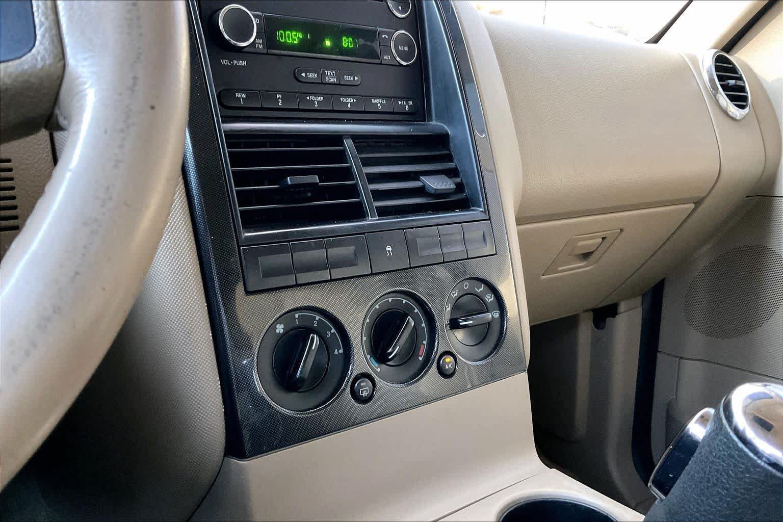 Used 2008 Ford Explorer XLT RWD image 32