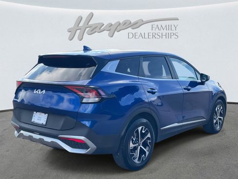 Used 2023 Kia Sportage EX image 32