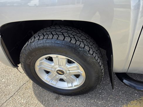 Used 2010 Chevrolet Silverado 1500 LT w/ Power Pack Plus image 21