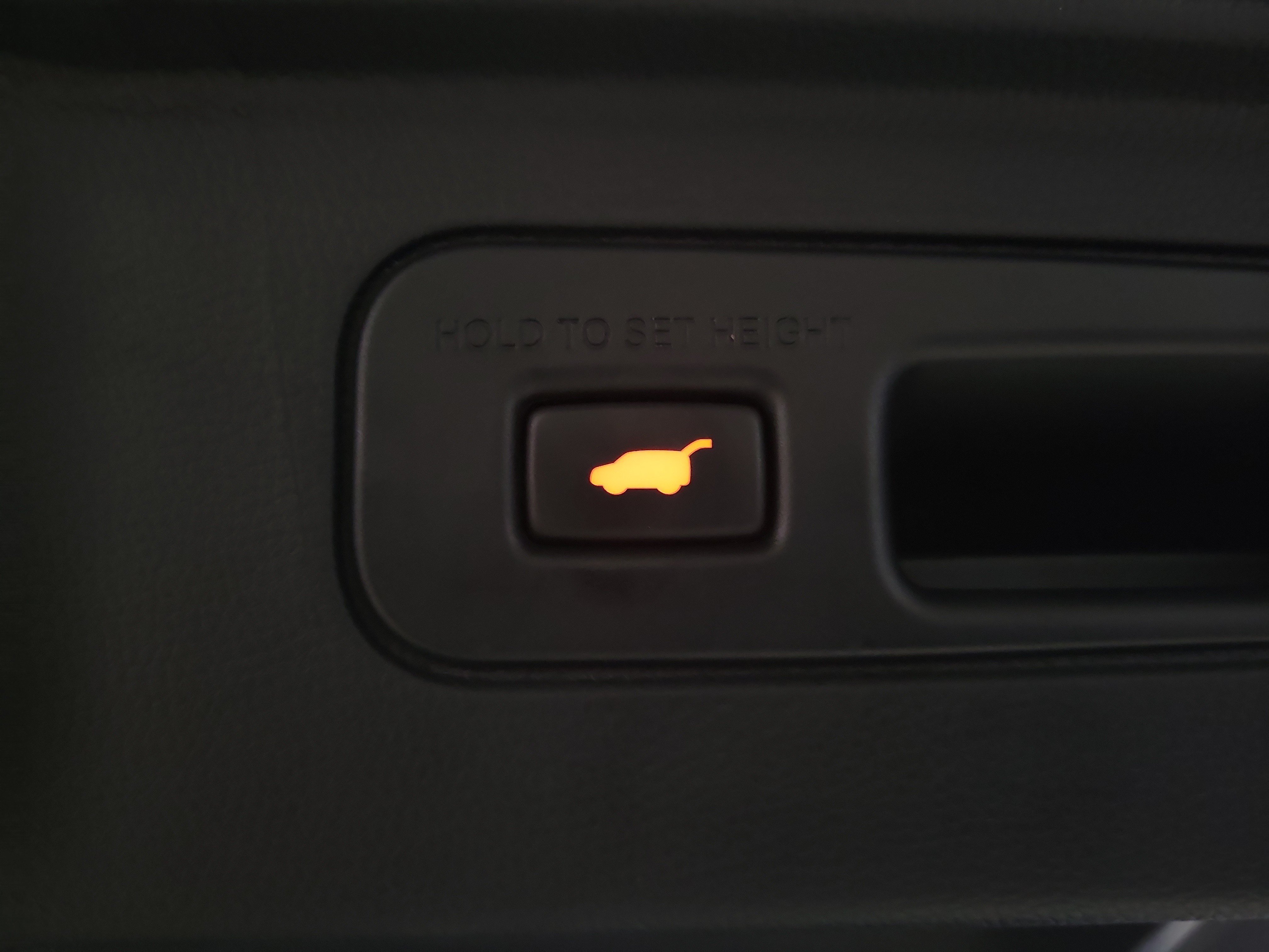 Used 2025 Honda Pilot TrailSport image 14