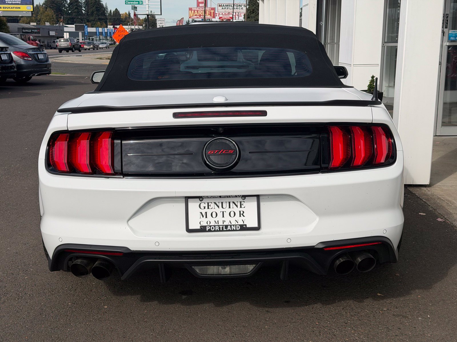 Used 2023 Ford Mustang GT Premium w/ Equipment Group 401A RWD image 4