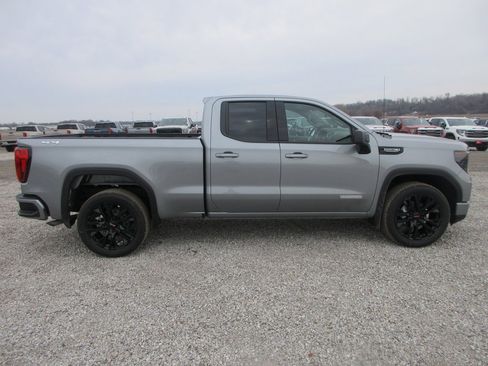 New 2026 GMC Sierra 1500 Elevation image 3