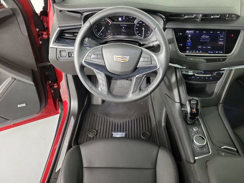 Used 2024 Cadillac XT5 Premium Luxury w/ LPO, Floor Liner Package FWD image 16