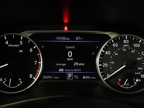 Used 2024 Nissan Sentra SV FWD image 16