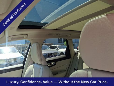 Certified 2024 Volvo XC60 B5 Plus w/ Climate Package AWD/4WD image 15
