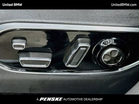 Used 2022 Jeep Grand Cherokee Summit w/ Adv Protech Group IV AWD/4WD image 11