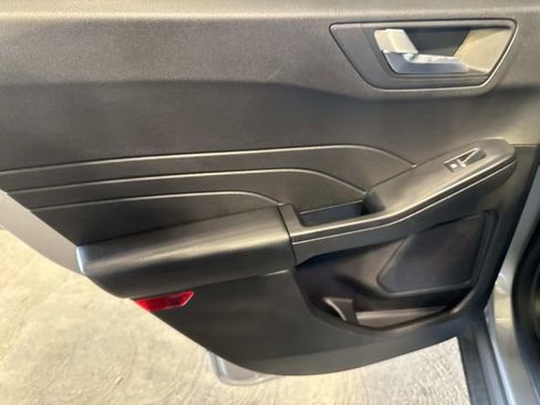 Used 2024 Ford Escape ST-Line w/ Tech Pack #1 image 11