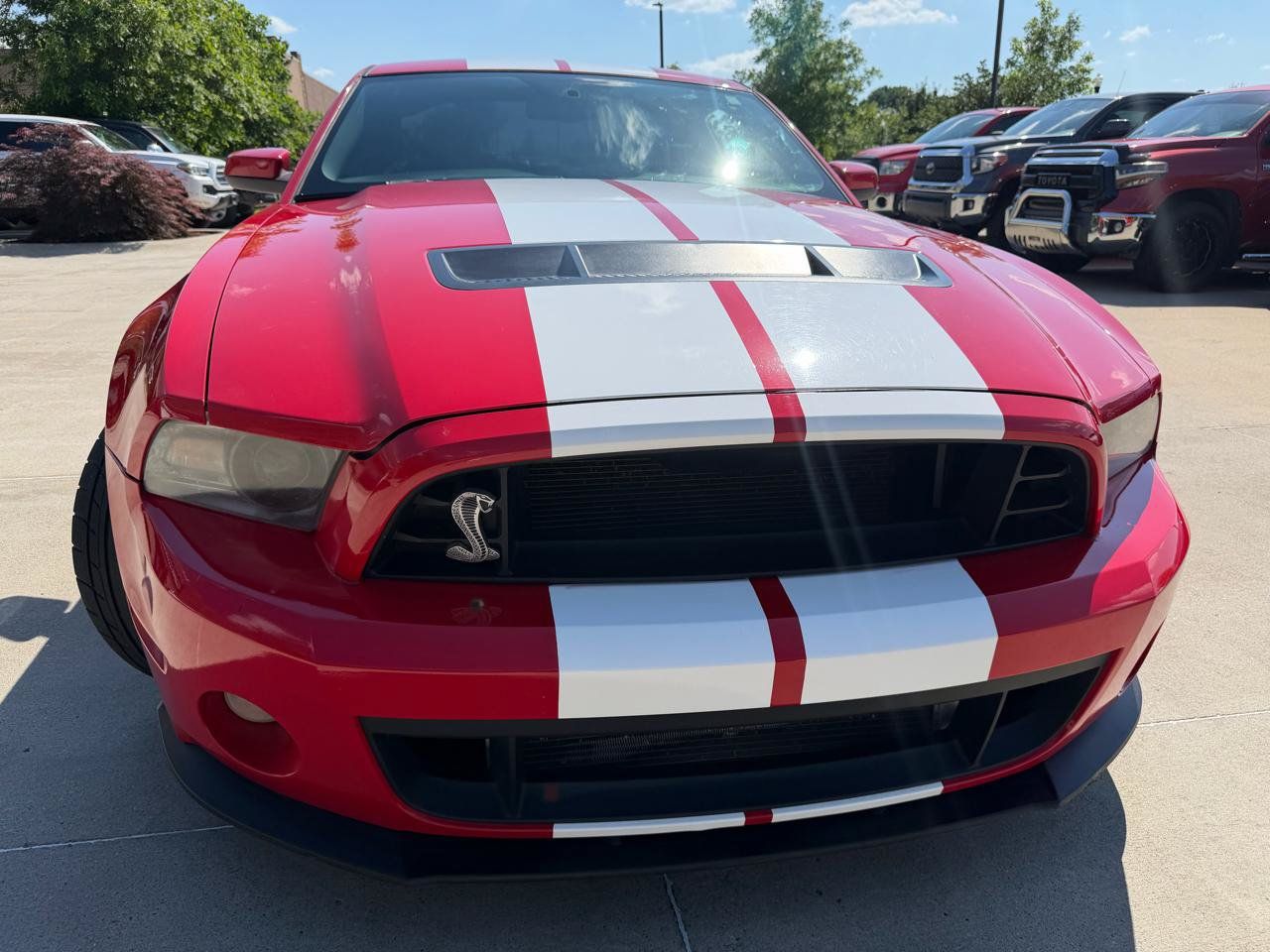 Used 2010 Ford Mustang Shelby GT500 RWD image 2