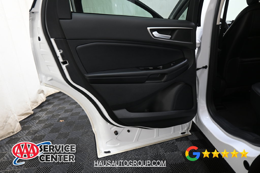Used 2016 Ford Edge SEL w/ Equipment Group 201A AWD/4WD image 26
