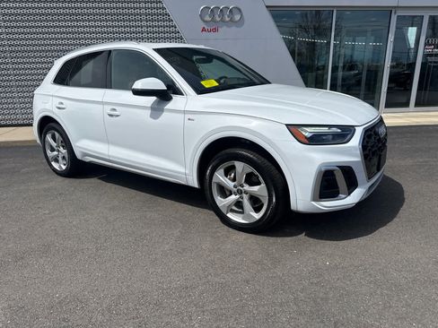 Used 2024 Audi Q5 2.0T Premium Plus AWD/4WD image 16