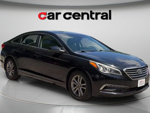 Used 2015 Hyundai Sonata SE w/ Option Group 09 FWD image 8