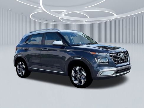 New 2026 Hyundai Venue SEL image 10