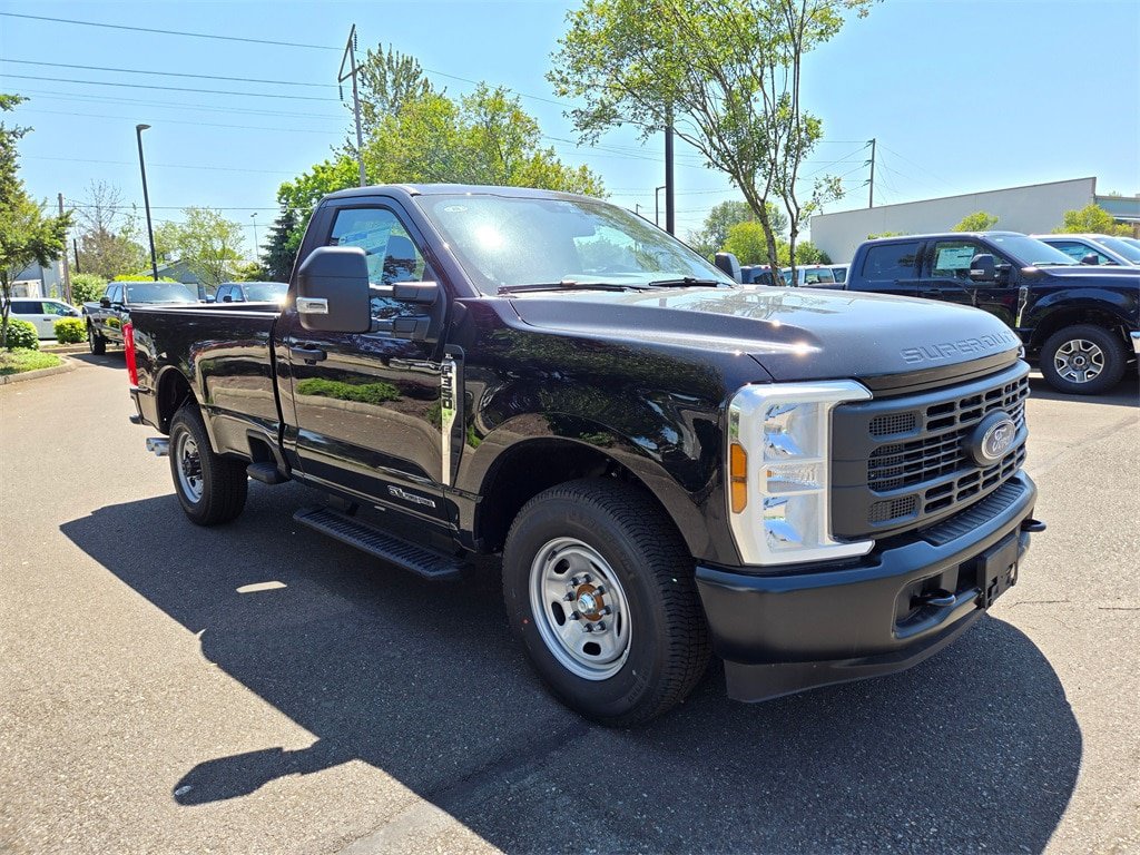 New 2025 Ford F350 XL RWD image 3