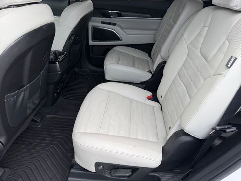 Used 2023 Kia Telluride SX Prestige AWD/4WD image 13