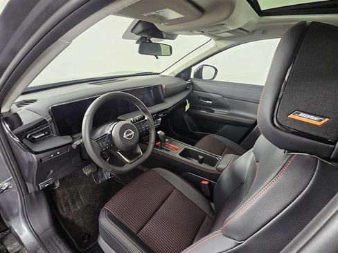 New 2026 Nissan Kicks SR w/ SR Premium Package image 26