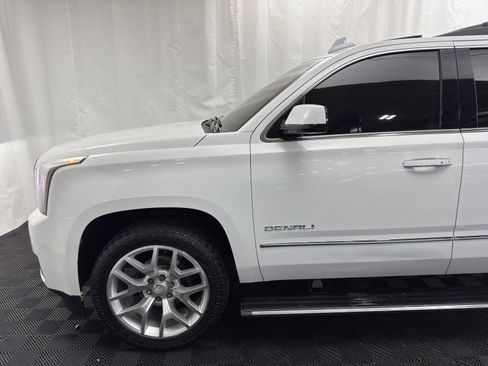 Used 2015 GMC Yukon Denali w/ Premium Package image 5