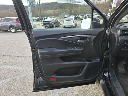 Used 2021 Honda Pilot Special Edition image 12