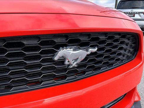 Used 2016 Ford Mustang Coupe w/ Equipment Group 051A RWD image 29