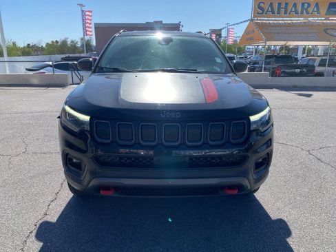 Used 2022 Jeep Compass Trailhawk w/ Trailhawk Elite Group AWD/4WD image 2