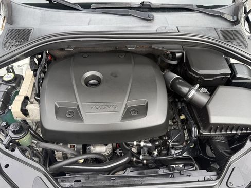 Used 2016 Volvo XC60 T5 Platinum image 27