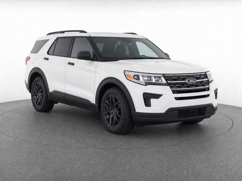 Used 2019 Ford Explorer 4WD image 2