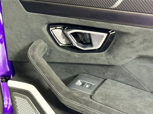 Used 2024 Lamborghini Urus Performante image 30