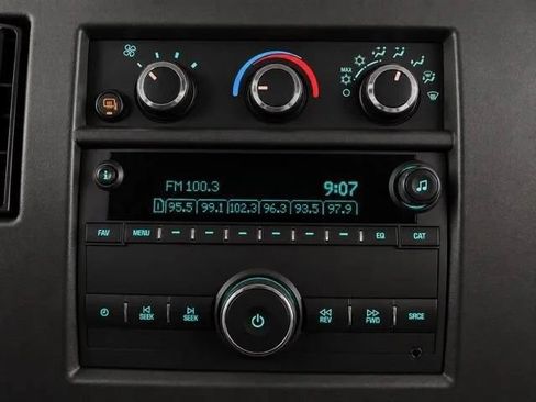 Used 2025 GMC Savana 2500 w/ Driver Convenience Package RWD image 22