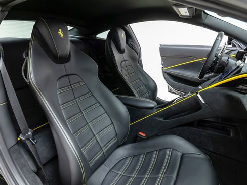 Certified 2023 Ferrari Roma image 79
