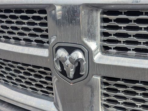 Used 2016 RAM 3500 Laramie image 11