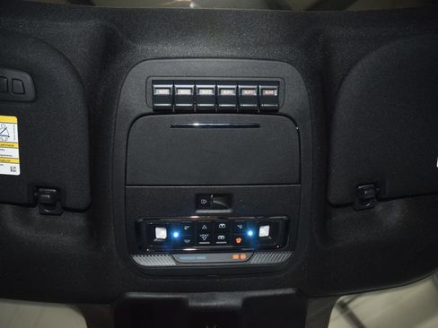 Used 2026 Ford F250 Platinum w/ Tremor Off-Road Package AWD/4WD image 53