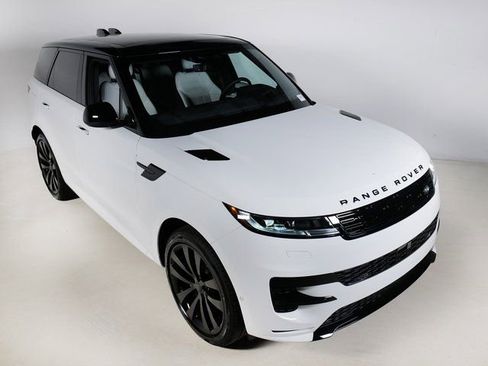 New 2026 Land Rover Range Rover Sport Dynamic SE AWD/4WD image 28