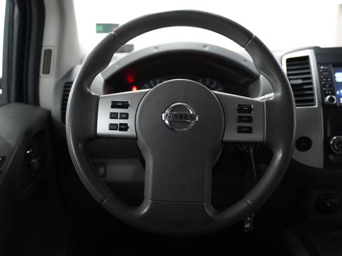 Used 2019 Nissan Frontier SV AWD/4WD image 18