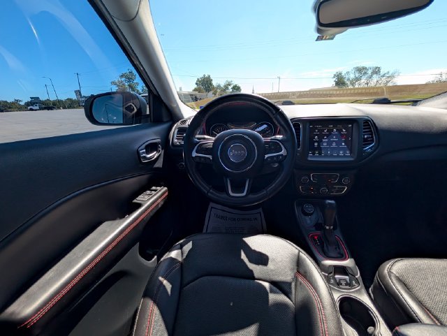 Used 2021 Jeep Compass Trailhawk AWD/4WD image 13