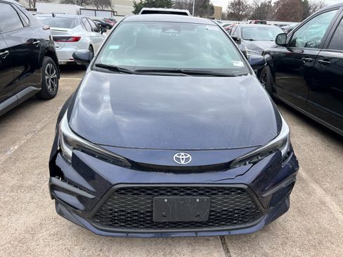 Used 2023 Toyota Corolla SE image 2