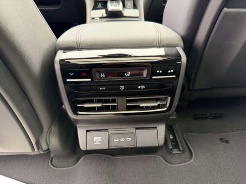 Certified 2026 Acura MDX SH-AWD image 18