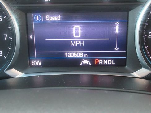Used 2020 Chevrolet Equinox LT w/ Midnight Edition FWD image 31