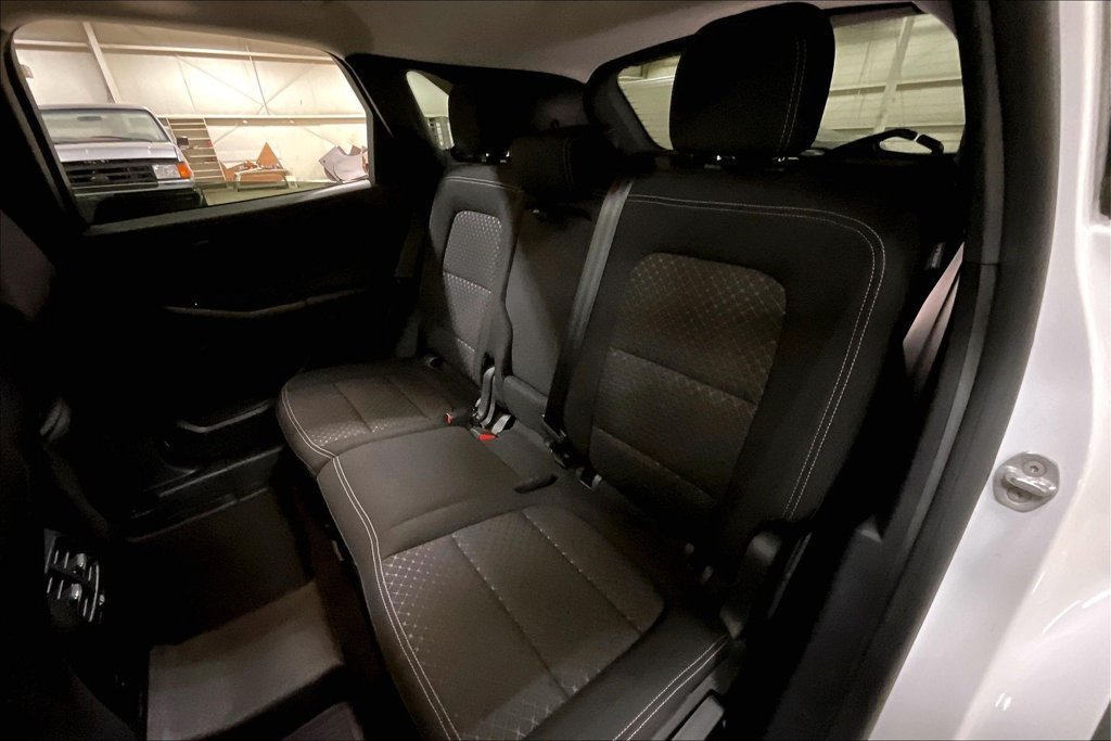 Certified 2023 Ford Escape Active AWD/4WD image 24