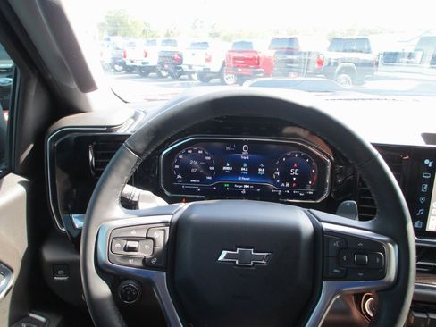 Certified 2025 Chevrolet Silverado 1500 LT Trail Boss w/ LT Trail Boss Premium Package image 33