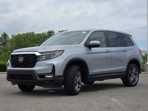 Used 2023 Honda Passport EX-L image 15