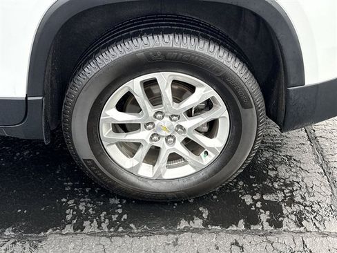Certified 2018 Chevrolet Traverse LT w/ LPO, Floor Liner Package AWD/4WD image 33