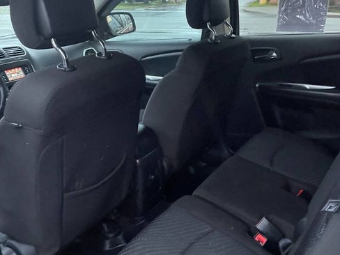Used 2016 Dodge Journey SE image 11