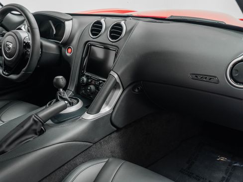 Used 2013 SRT Viper SRT-10 w/ Track Pkg RWD image 14