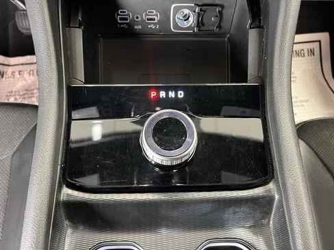 Used 2024 Jeep Grand Cherokee L Laredo image 13