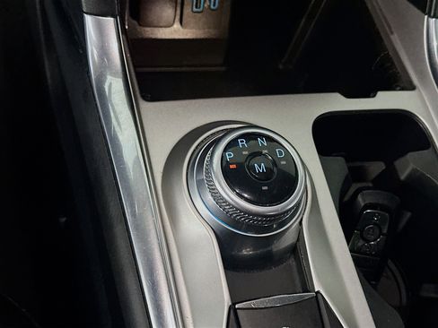 Used 2020 Ford Explorer Limited image 25