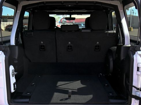 Used 2023 Jeep Wrangler Unlimited Rubicon 4xe w/ Steel Bumper Group image 43