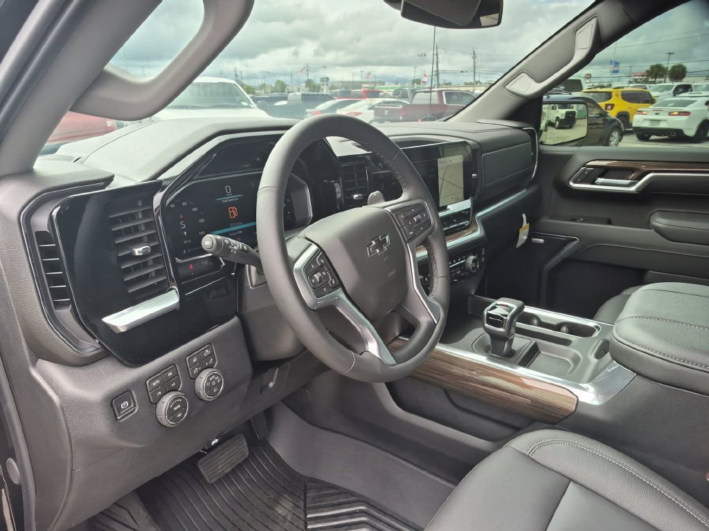 New 2026 Chevrolet Silverado 1500 RST w/ RST All Star Premium Package AWD/4WD image 32