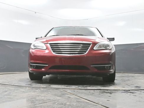 Used 2013 Chrysler 200 Limited image 25