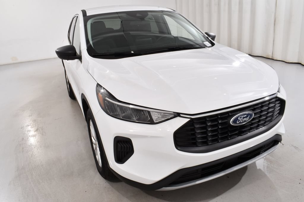 Used 2023 Ford Escape Active AWD/4WD image 4